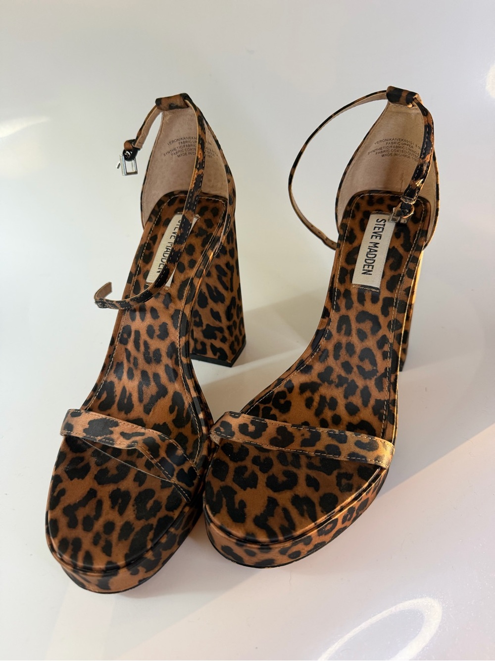 Steve Madden Veronika Leopard Print Platform Sandals - Size 8.5
